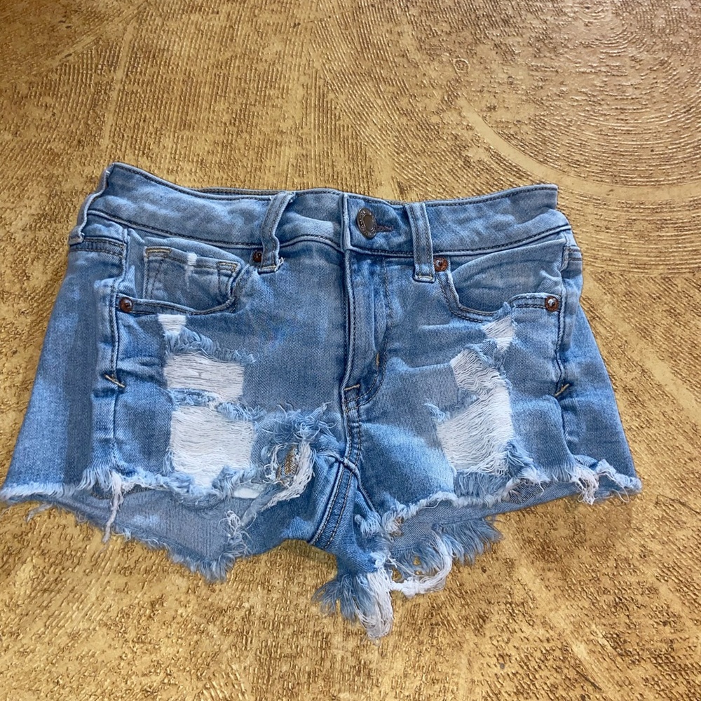 Shortie shorts